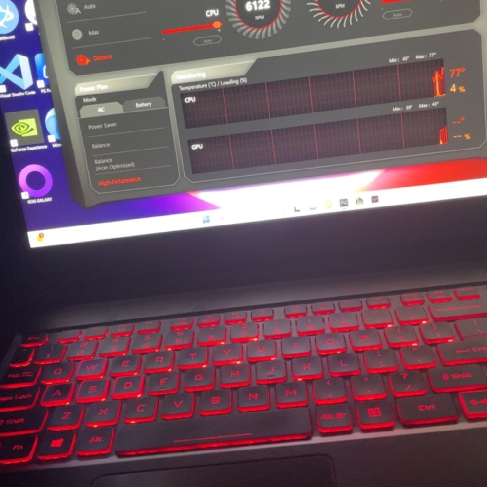 Nitro 7 gaming laptop good condition reason for selling is i upgraded
